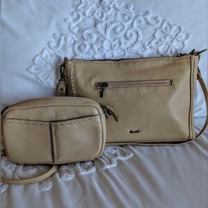The Sak -Buttercup Leather Double Duo The Lumi +Wristlet Cora Smartphone NWOT